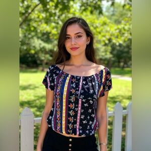 Eye Candy Multi color Blouse on or off the shoulder Size S